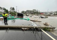 台湾关闭，准备迎接超级台风“金刚”的到来